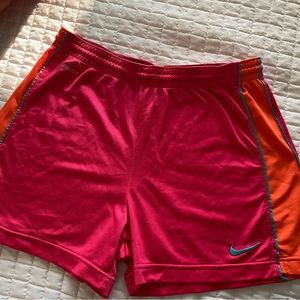 NIKE Dri Fit Short